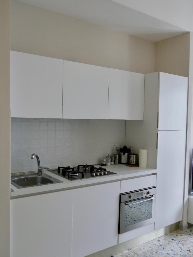 Apartament La Dimora Dell'Avvocato Neapol Zewnętrze zdjęcie
